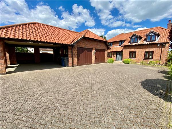 Firs Lodge, Nicker Hill